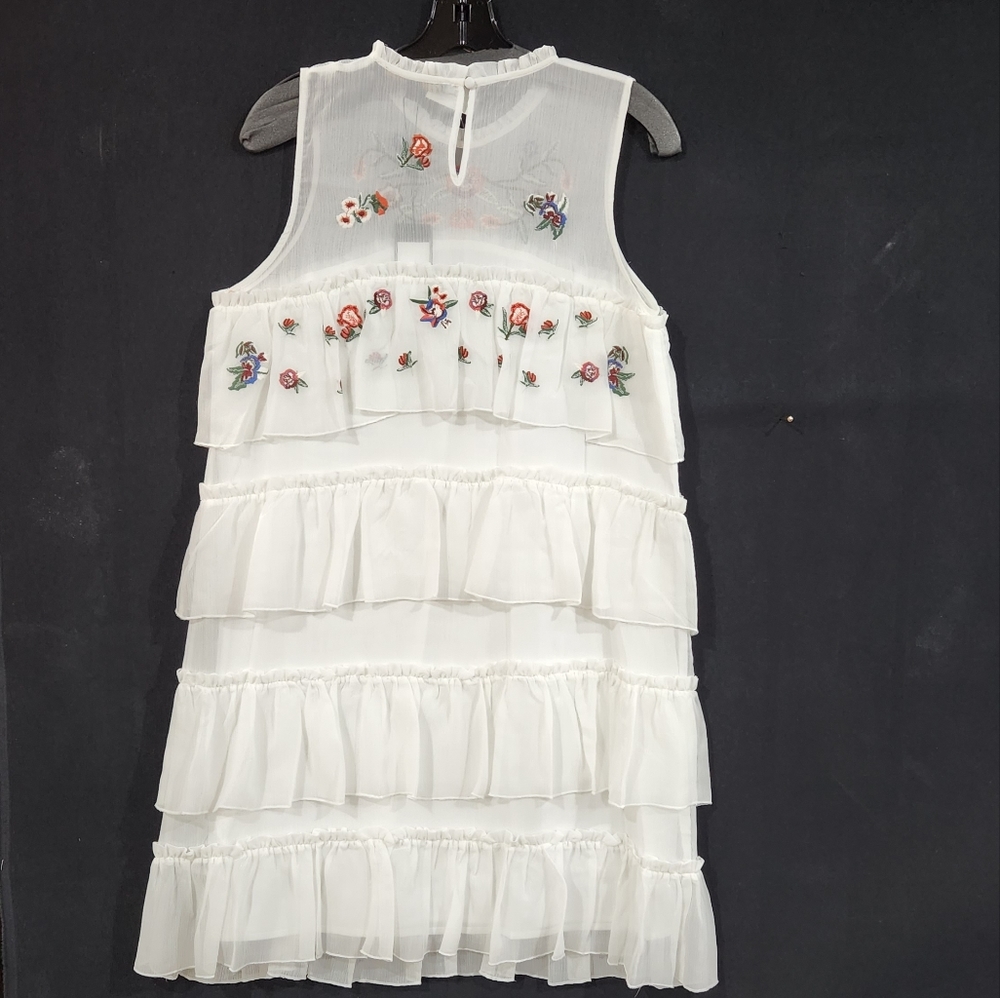 🆕️ MAX SPORT Embroidered Ruffle Dress - Picture 3 of 14